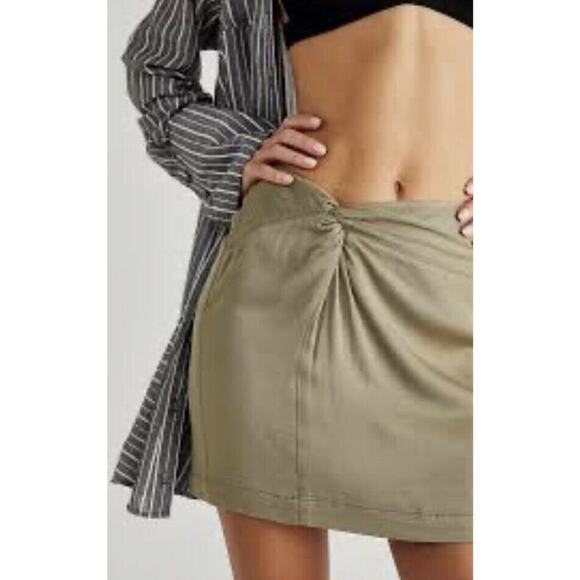 NWT Free People Size 10 Night Dreamer Twisted Mini Skirt in Tropical Nut - Picture 3 of 8